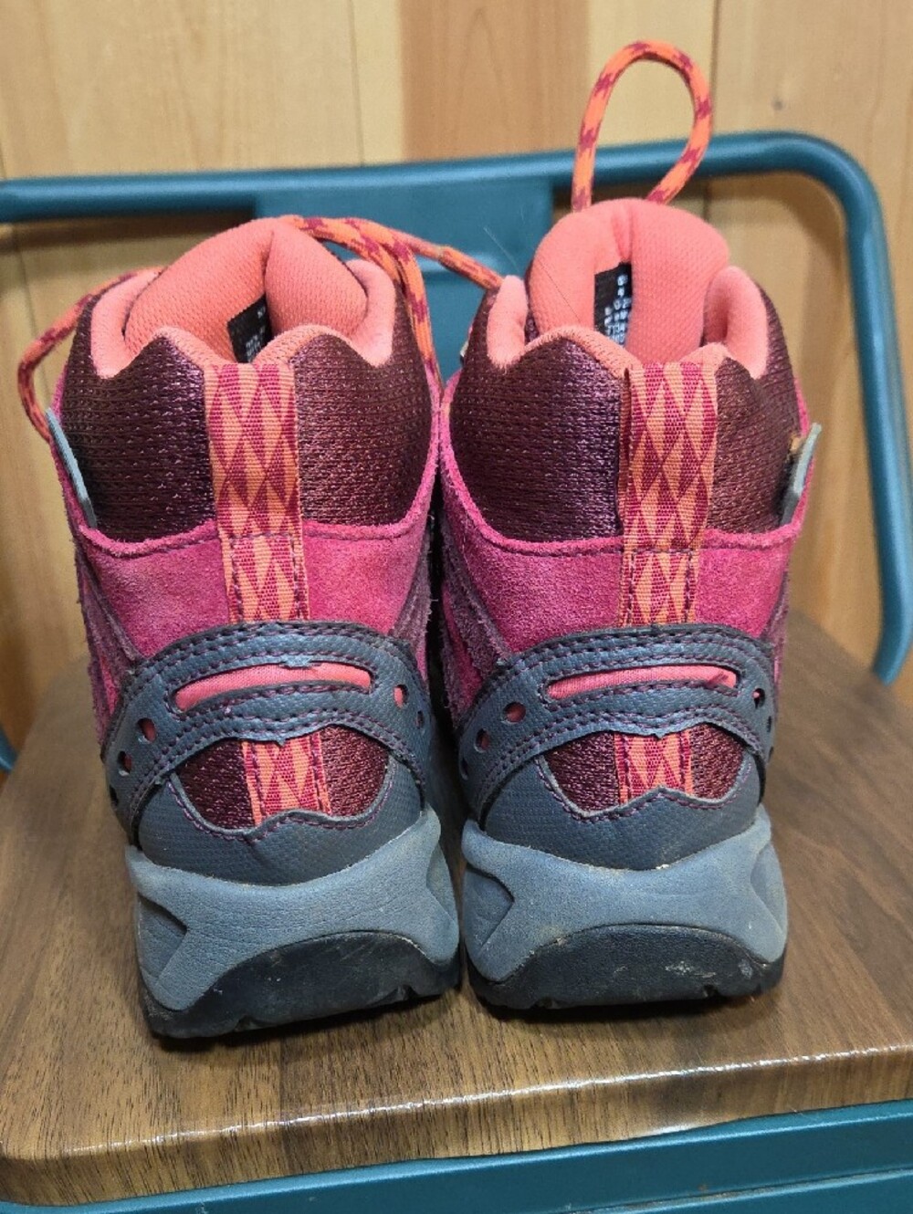 L.L. Bean Girls Purple and Pink Hiking Boots - Picture 4 of 9